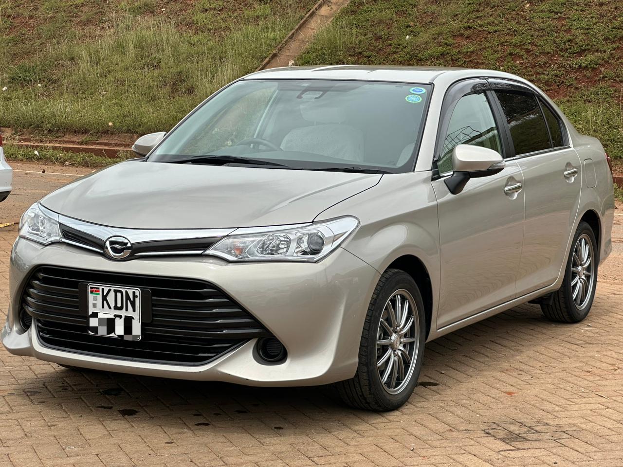 Toyota Axio side view