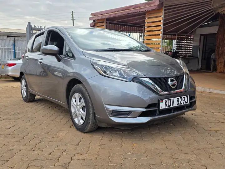 Nissan Note interior